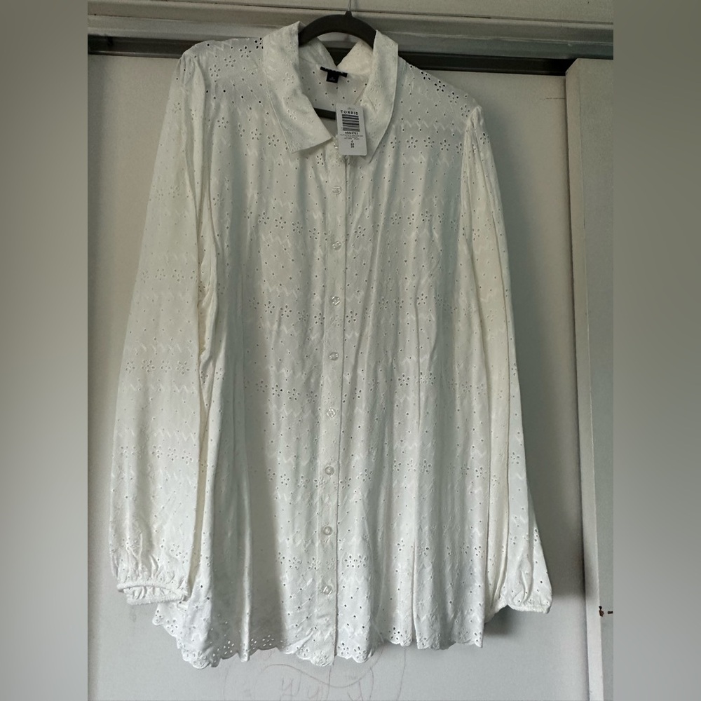 torrid White Eyelet Button-Up Shirt